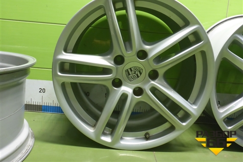 Диски колёсные литые (комплект)  R19 EJ10 5x130 ET61 Ц.О.71,6 (97036216004) для Porsche Panamera с 2009-2016г (Панамера)