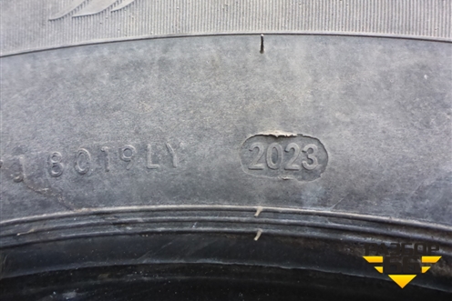 Шина  315/70 R22,5 () (SAILUNSFR1)