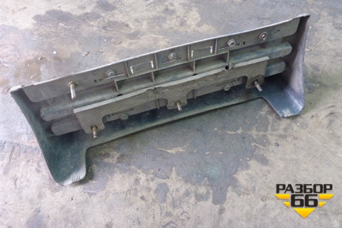 Кронштейн заднего фонаря/ (правый) для MAN  TGA 4-Series  с 2000-2008г