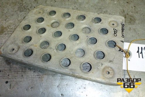 Подножка ступенька правая для Scania 4 Series с 1995-2005г