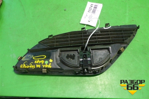 Дефлектор воздушный (верхний на торпедо) (9682419677) для Citroen C5 с 2008г (С5)