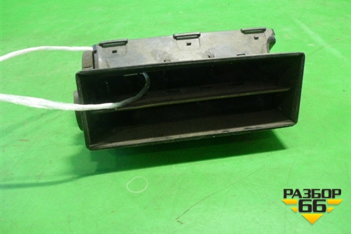 Дефлектор воздушный правый для Citroen C5 с 2008г (С5)