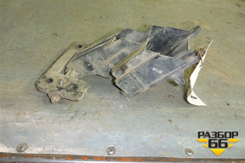 Кронштейн фары левой для Volvo TRUCK FH с 2002-2008г (ФШ)