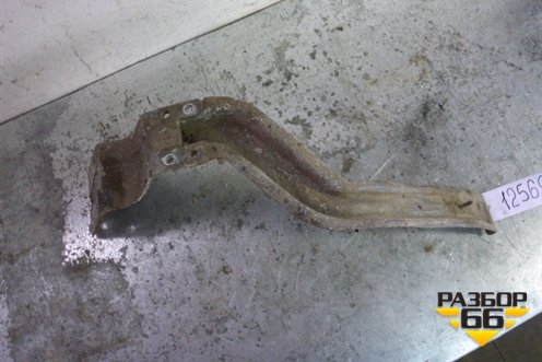 Кронштейн переднего бампера левый для Scania 4 Series с 1995-2005г