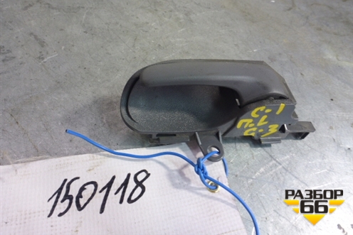 Ручка внутренняя двери передней левой для Citroen C1 с 2005г (С1)