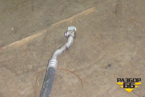 Трубка кондиционера (от печки к компресору) для Volkswagen Touareg c 2002-2010г (Туарег)