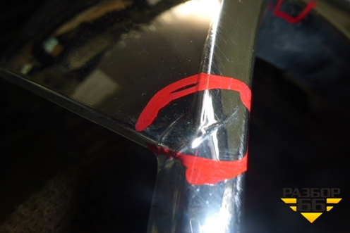 Накладка на решетку радиатора (правая) (51137255412) для BMW 3-серия F30/F31 с 2011г