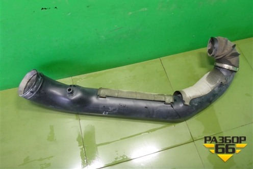 Патрубок воздушного фильтра  (к турбине пластиковый) (20551487) для Volvo TRUCK FH с 2008-2013г (ФШ)