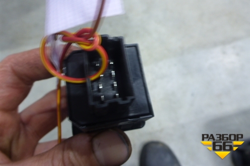 Переключатель регулировки зеркал для FAW V5 (В5) Переключатель регулировки зеркал для FAW V5 (В5)