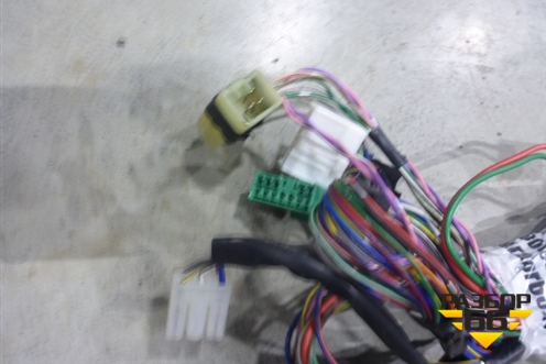 Проводка двери передней левой для FAW V5 (В5) Проводка двери передней левой для FAW V5 (В5)