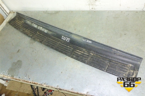 Накладка заднего бампера (до 2012г) (5216260040) для Toyota Land Cruiser (200) с 2008г (Ленд Крузер)