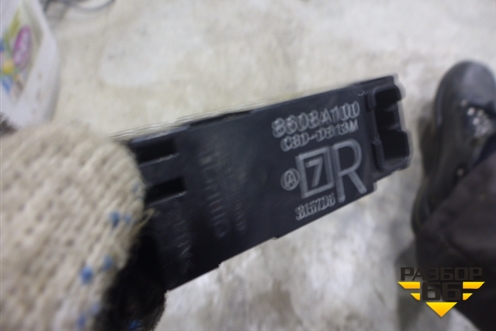 Кнопка стеклоподъёмника (задняя правая) (8608A100) для Mitsubishi Lancer-9  с 2003-2008г (Лансер)