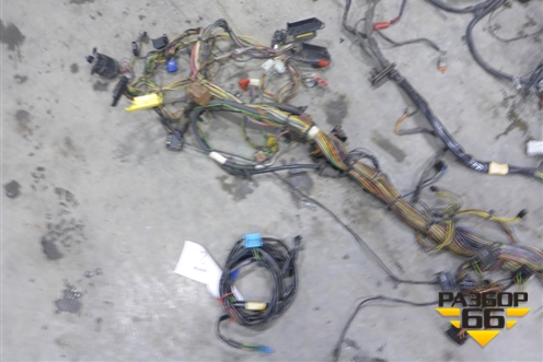 Проводка (салонная) (с блоком предохранителей) для Scania 4 Series с 1995-2005г