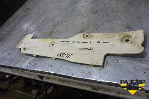 Планка под фару правая (20507021) для Volvo TRUCK FH с 2008-2013г (ФШ)