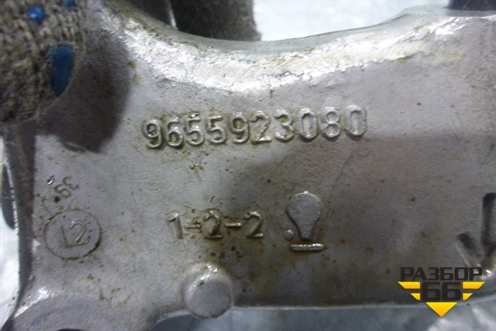 Кронштейн двигателя правый 1.6л PSA10FX8C (9655923080) для Citroen C4 с 2010-2022г (С4)