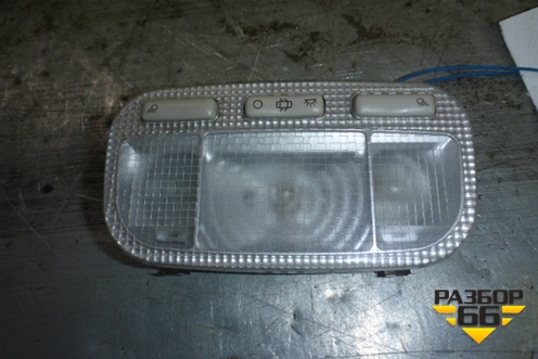 Плафон салонный центральный для Citroen C5 с 2008г (С5)