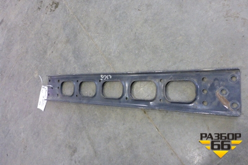 Кронштейн переднего бампера центральный для Renault TRUCK Premium 2 с 2005-2013г (Премиум 2)