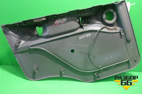 Обшивка двери правой под механику (1346166) для Scania 4 Series с 1995-2005г
