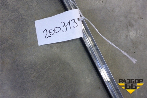 Направляющая стекла правого для Scania 4 Series с 1995-2005г