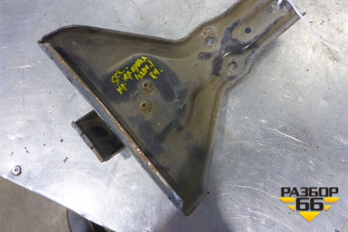 Кронштейн переднего крыла правый для Scania 4 Series с 1995-2005г