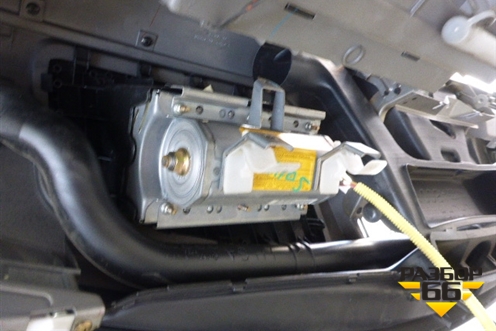 Торпедо с AIR BAG (правый руль) для Subaru Forester (Sg5-9) с 2002-2007г