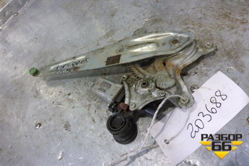 Стеклоподъёмник электрический задний правый (8572032150) для Toyota Rav-4 с 2000-2005г