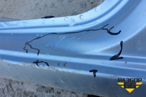 Порог со стойкой правый для Renault Megane 2 с 2002-2009г (Меган)