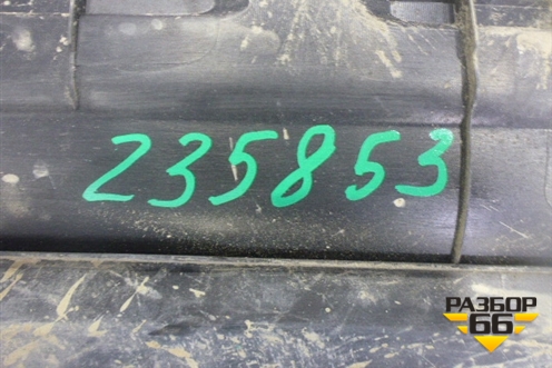 Накладка заднего бампера (до 2012г) (5216260040) для Toyota Land Cruiser (200) с 2008г