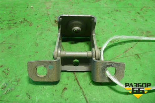 Петля двери багажника (46832829) для Fiat Grande Punto с 2005г