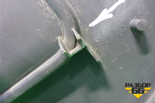 Обшивка двери правой под механику (1346166) для Scania 4 Series с 1995-2005г