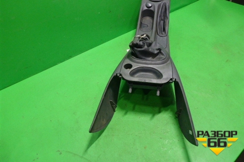 Консоль (9632613977) для Citroen C5 с 2005-2008г (С5)