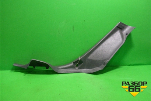 Обшивка стойки задняя нижняя правая (9632585177) для Citroen C5 с 2005-2008г (С5)