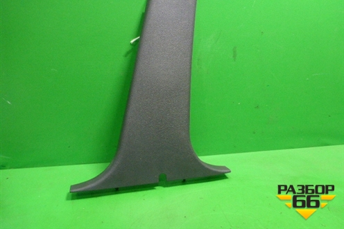 Обшивка стойки центральная нижняя правая (9631638677) для Citroen C5 с 2005-2008г (С5)