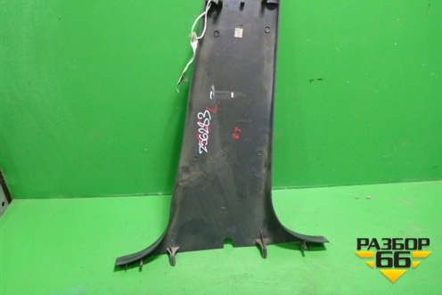 Обшивка стойки центральная нижняя левая (9631638777) для Citroen C5 с 2005-2008г (С5)