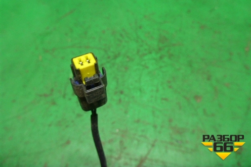 Ремень безопасности задний центральный для Citroen C5 с 2005-2008г (С5)