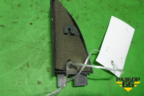 Накладка двери передней правой уголок (9632595477) для Citroen C5 с 2005-2008г (С5)