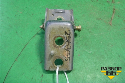 Петля двери задней левой нижняя (9035J9) для Citroen C5 с 2005-2008г (С5)