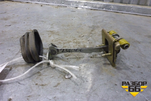 Ограничитель двери передней правой для Citroen C5 с 2005-2008г (С5)