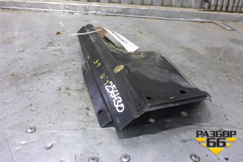 Решетка стеклоочистителей левая (металлическая) для Citroen C5 с 2005-2008г (С5)