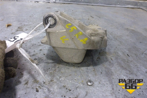 Кронштейн двигателя правый (9647029580) для Citroen C5 с 2005-2008г (С5)