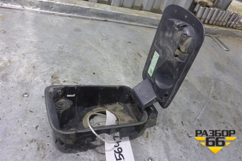 Лючок бензобака (9633284180) для Citroen C5 с 2005-2008г (С5)
