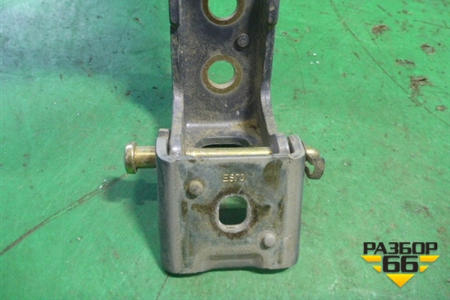 Петля двери задней правой нижняя (9035J8) для Citroen C5 с 2005-2008г (С5)