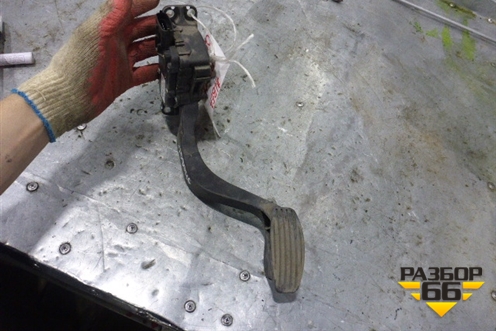 Педаль газа электронная (51793539) для Fiat Albea с 2003г