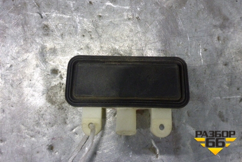 Кнопка открывания багажника (наружняя) (2218702410) для Mercedes Benz E-Klass W212 с 2009-2016г (Е)