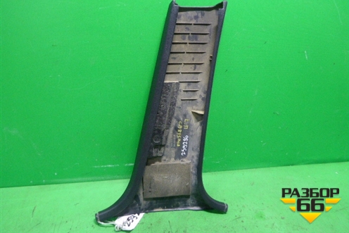 Обшивка стойки центральная нижняя левая (MR381429) для Mitsubishi Carisma c 1999-2003г