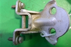 Петля двери задней правой нижняя для Mitsubishi Carisma c 1999-2003г