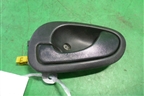 Ручка внутренняя двери передней левой для Mitsubishi Carisma c 1999-2003г