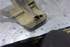 Кронштейн заднего бампера левый (MR910259) для Mitsubishi Carisma c 1999-2003г