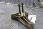 Кронштейн КПП левый (MR222150) для Mitsubishi Carisma c 1999-2003г
