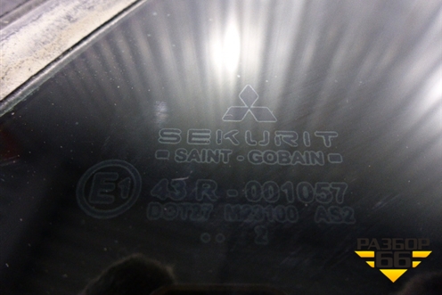 Стекло двери задней правой форточка (2002г седан) для Mitsubishi Carisma c 1999-2003г